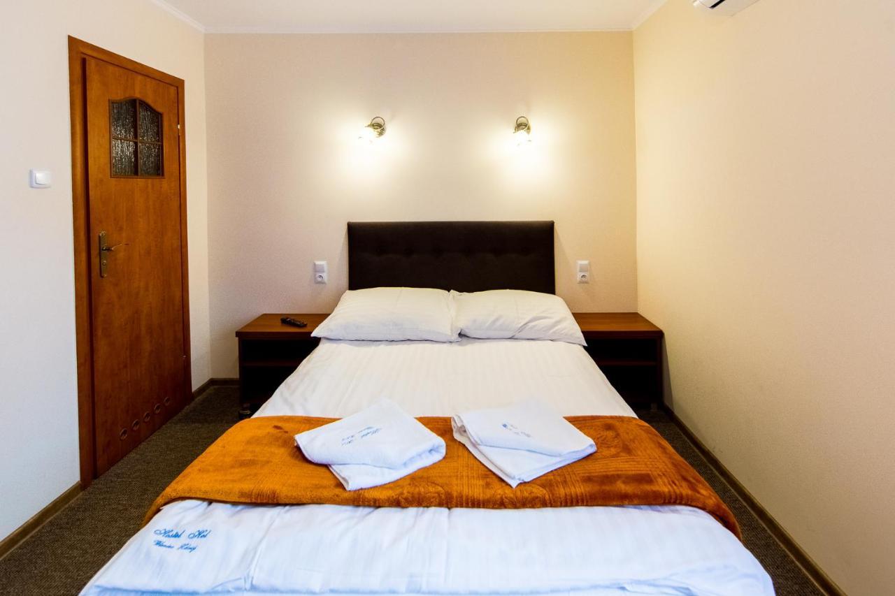 Hel Hotel Włocławek Buitenkant foto