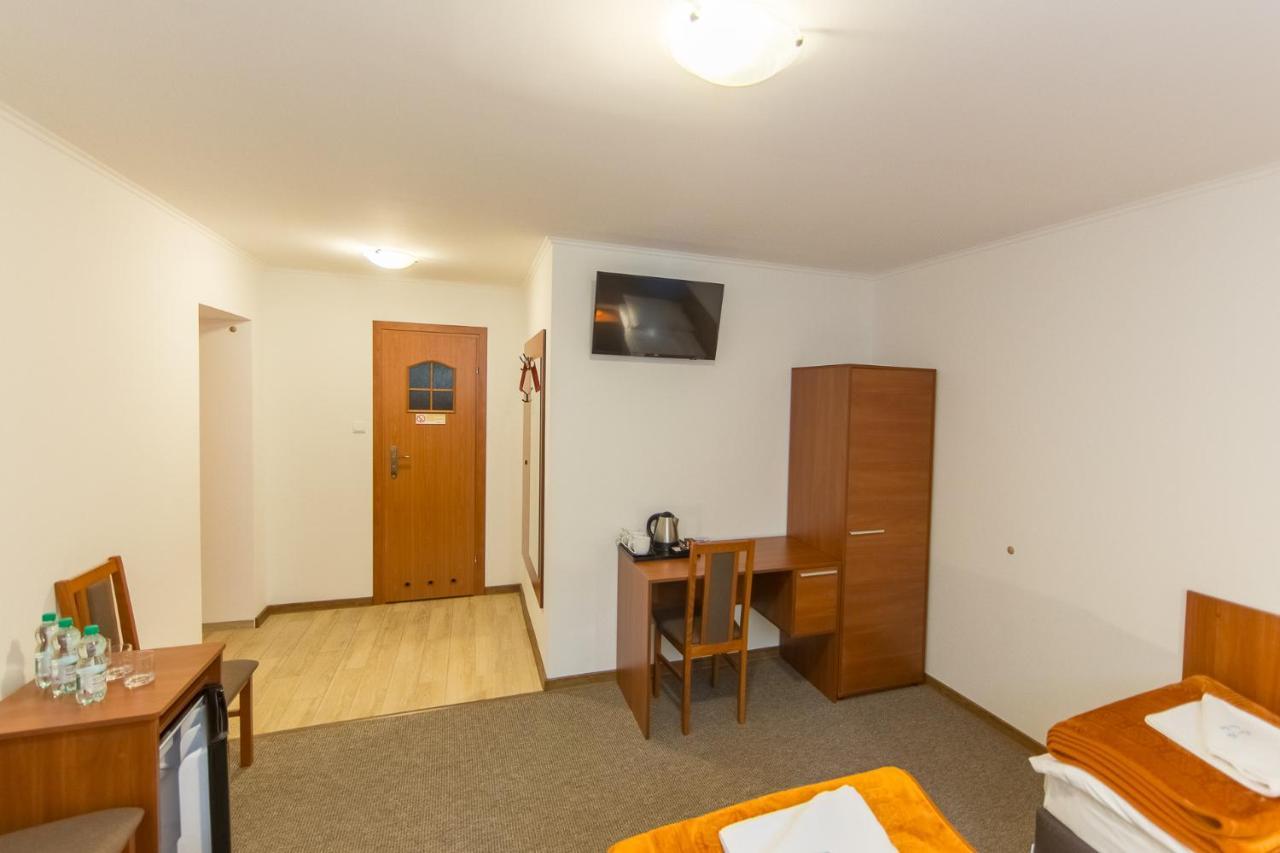 Hel Hotel Włocławek Buitenkant foto