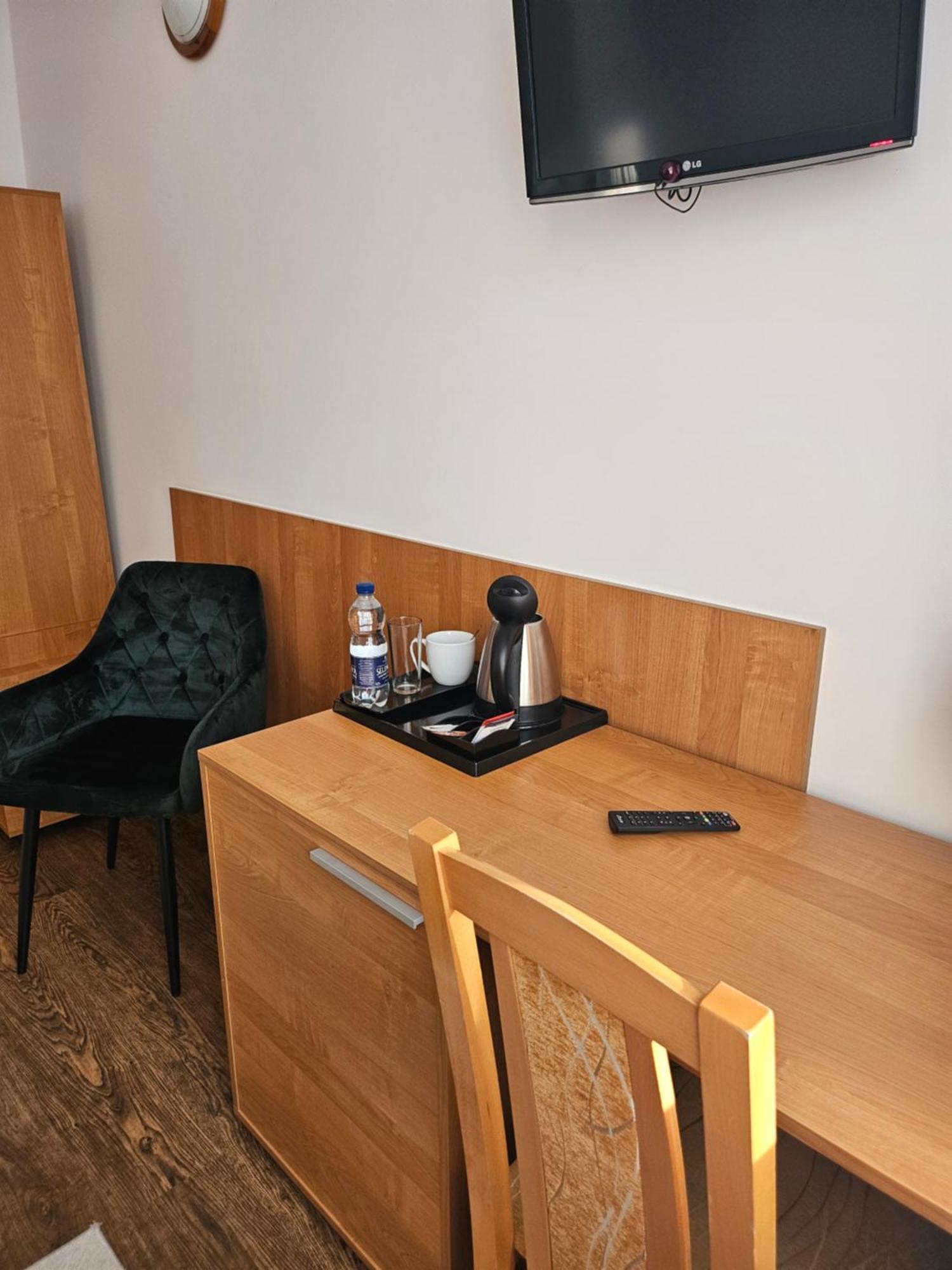 Hel Hotel Włocławek Buitenkant foto