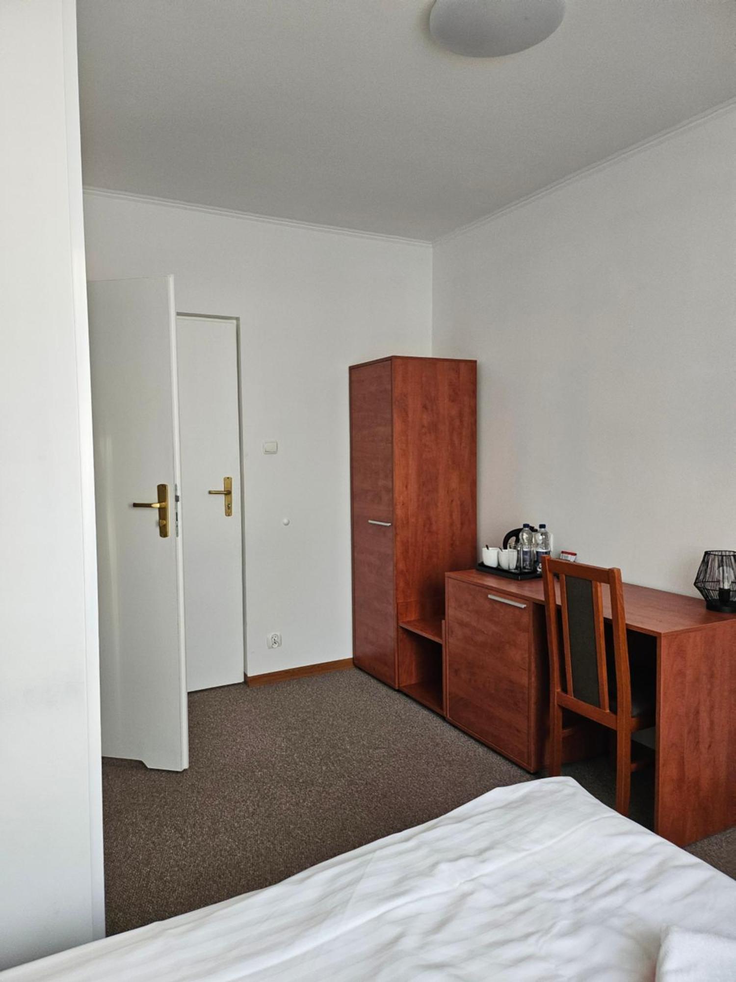 Hel Hotel Włocławek Buitenkant foto