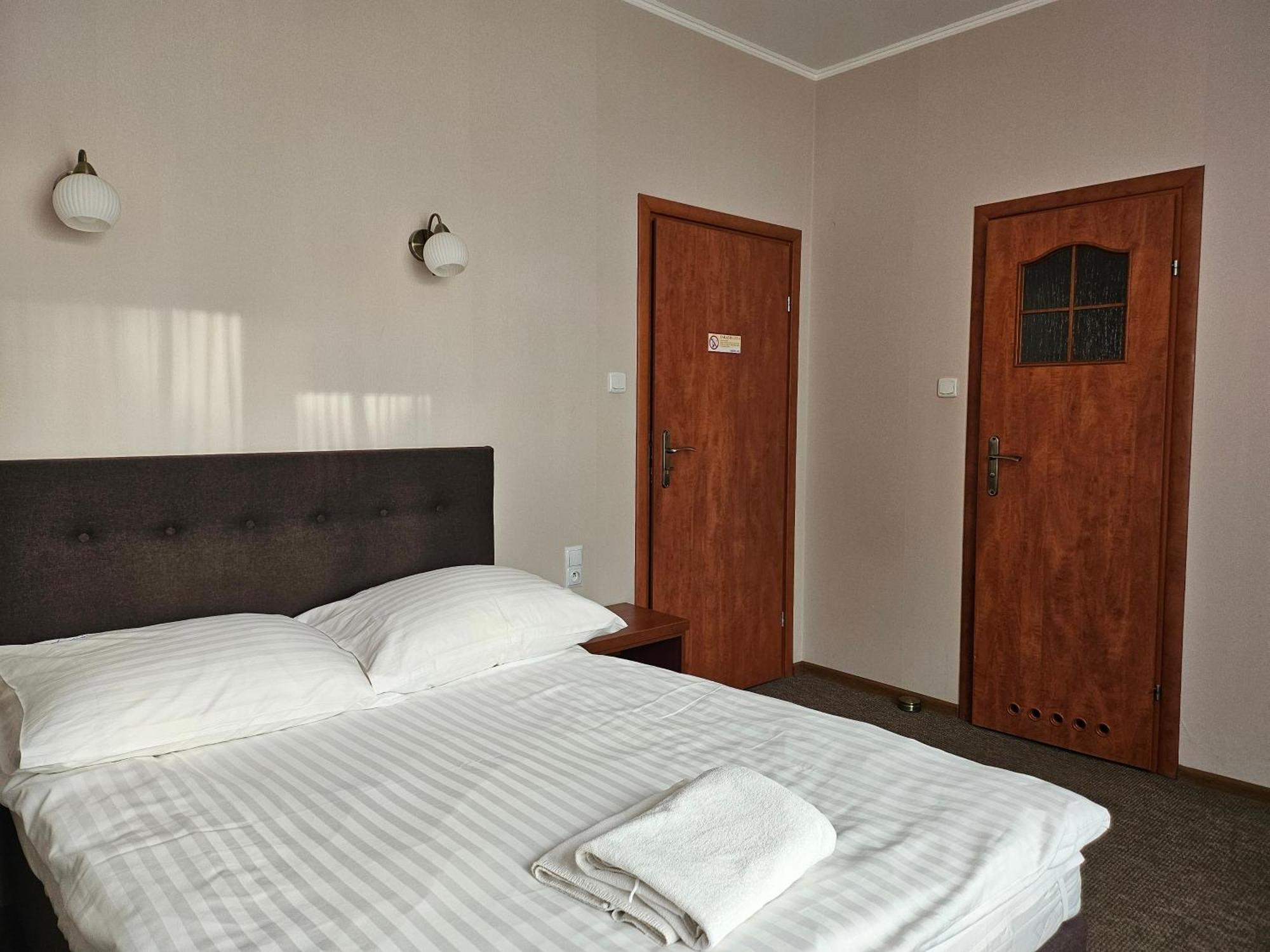 Hel Hotel Włocławek Buitenkant foto