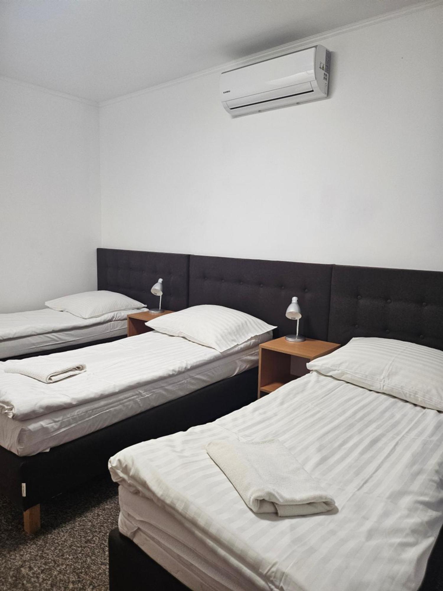Hel Hotel Włocławek Buitenkant foto
