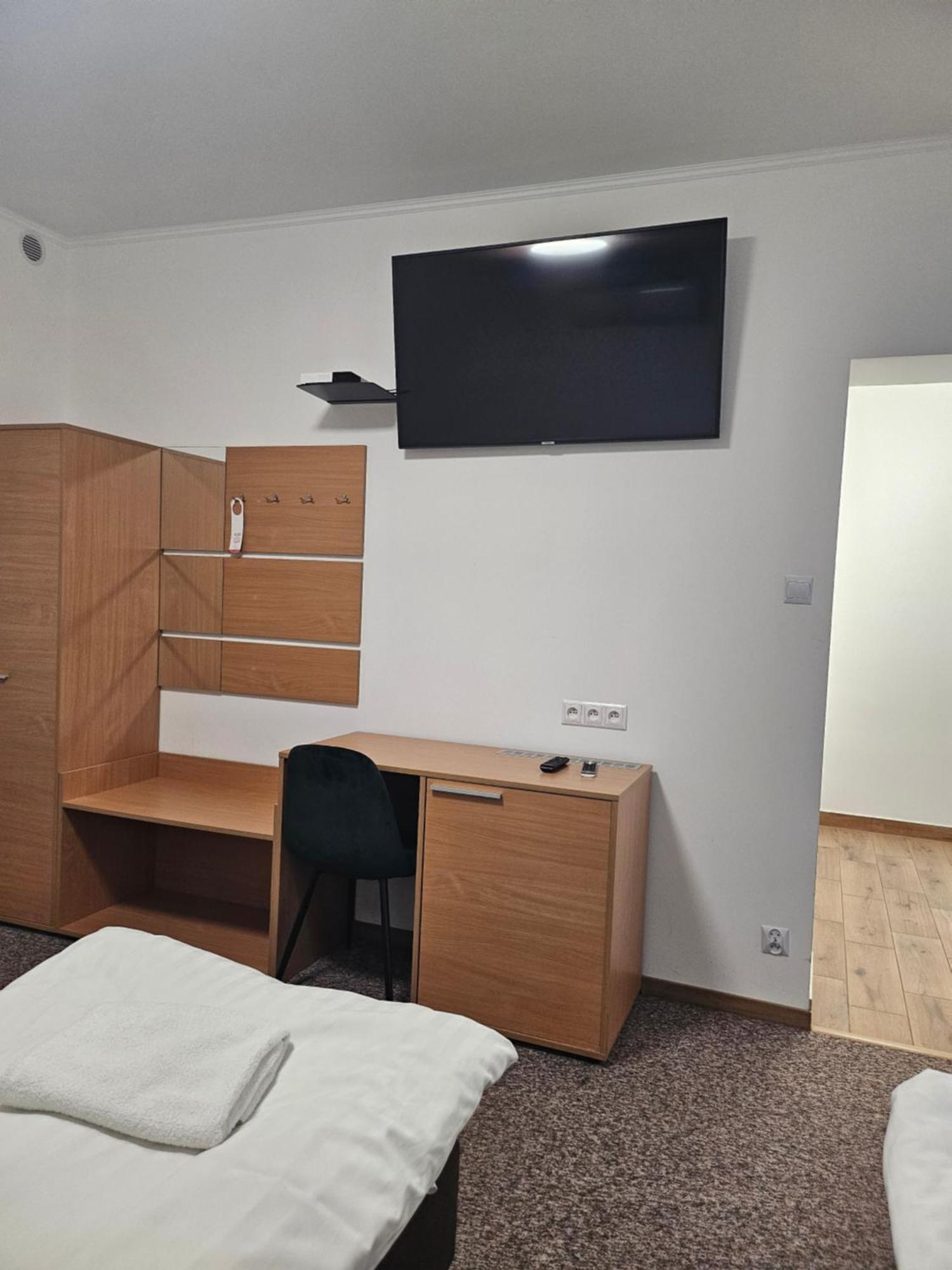 Hel Hotel Włocławek Buitenkant foto